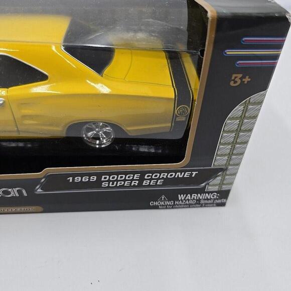 (New) 1969‎ Dodge Coronet Super Bee Yellow Motor Max 1:24 Diecast Model 73315 - Picture 3 of 8